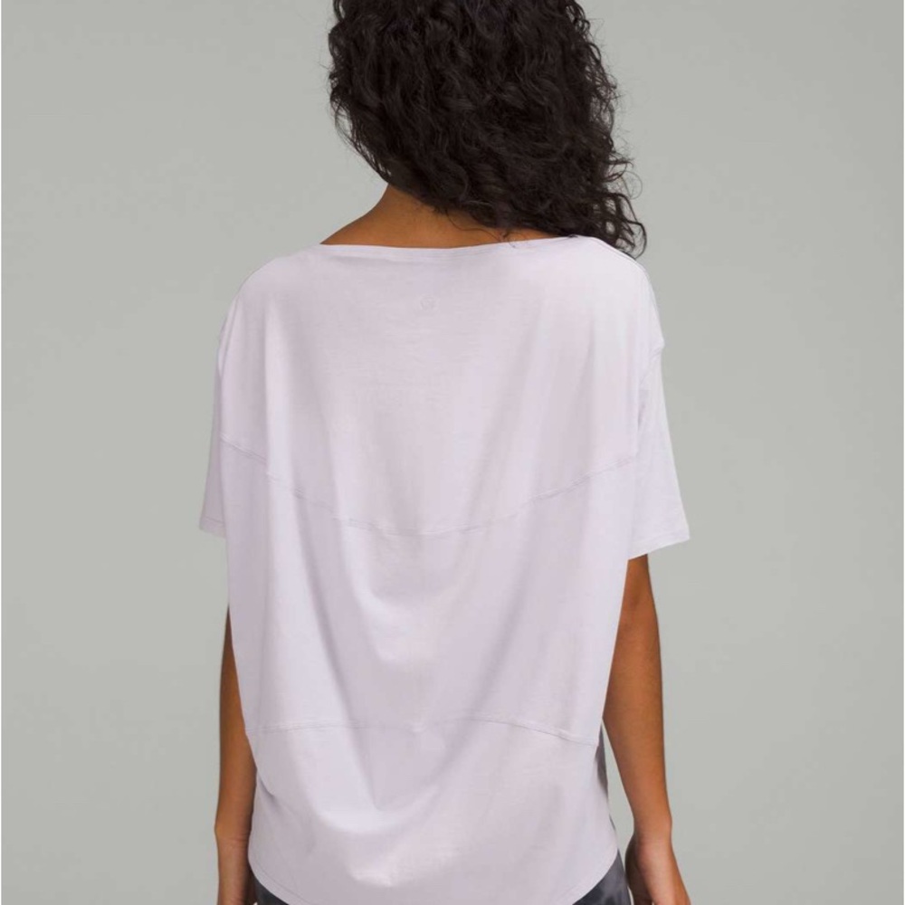 lululemon back in action Light Purple Short Sleeve Tee
